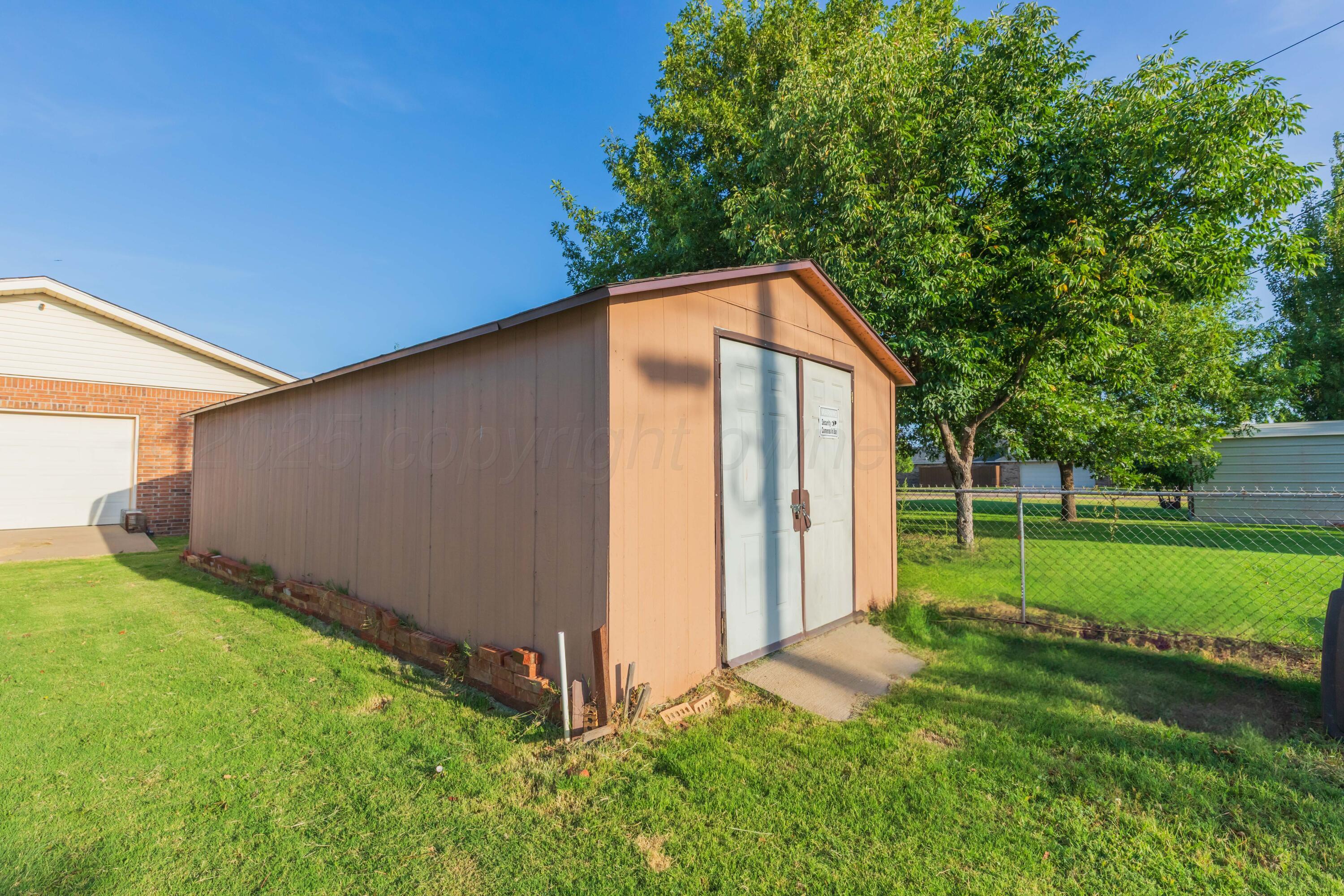 105 Pratt Street Claude, TX 79019 - Photo 34 of 42 STORAGE 2