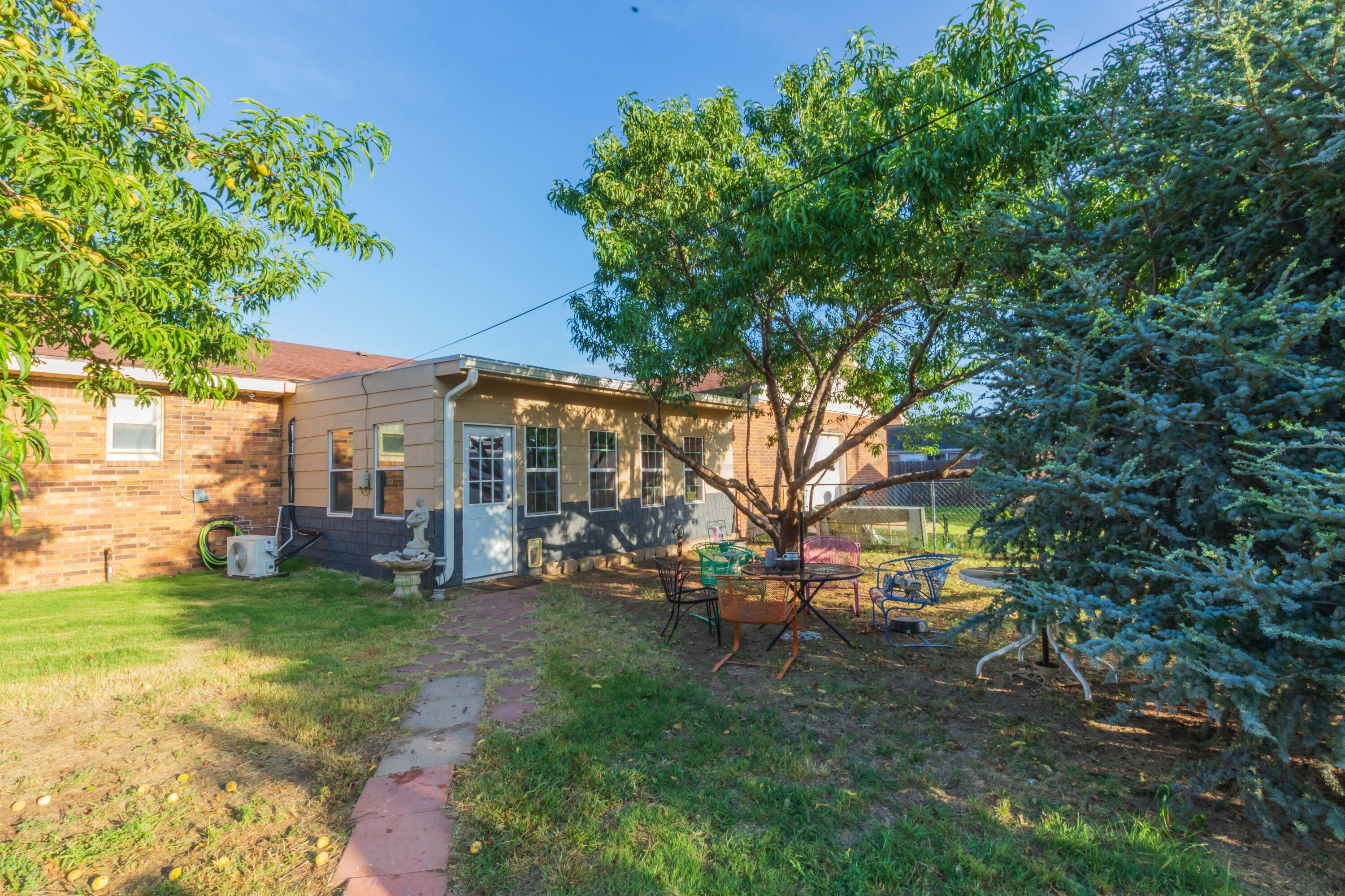 105 Pratt Street Claude, TX 79019 - Photo 38 of 42 BACKYARD VIEW 4