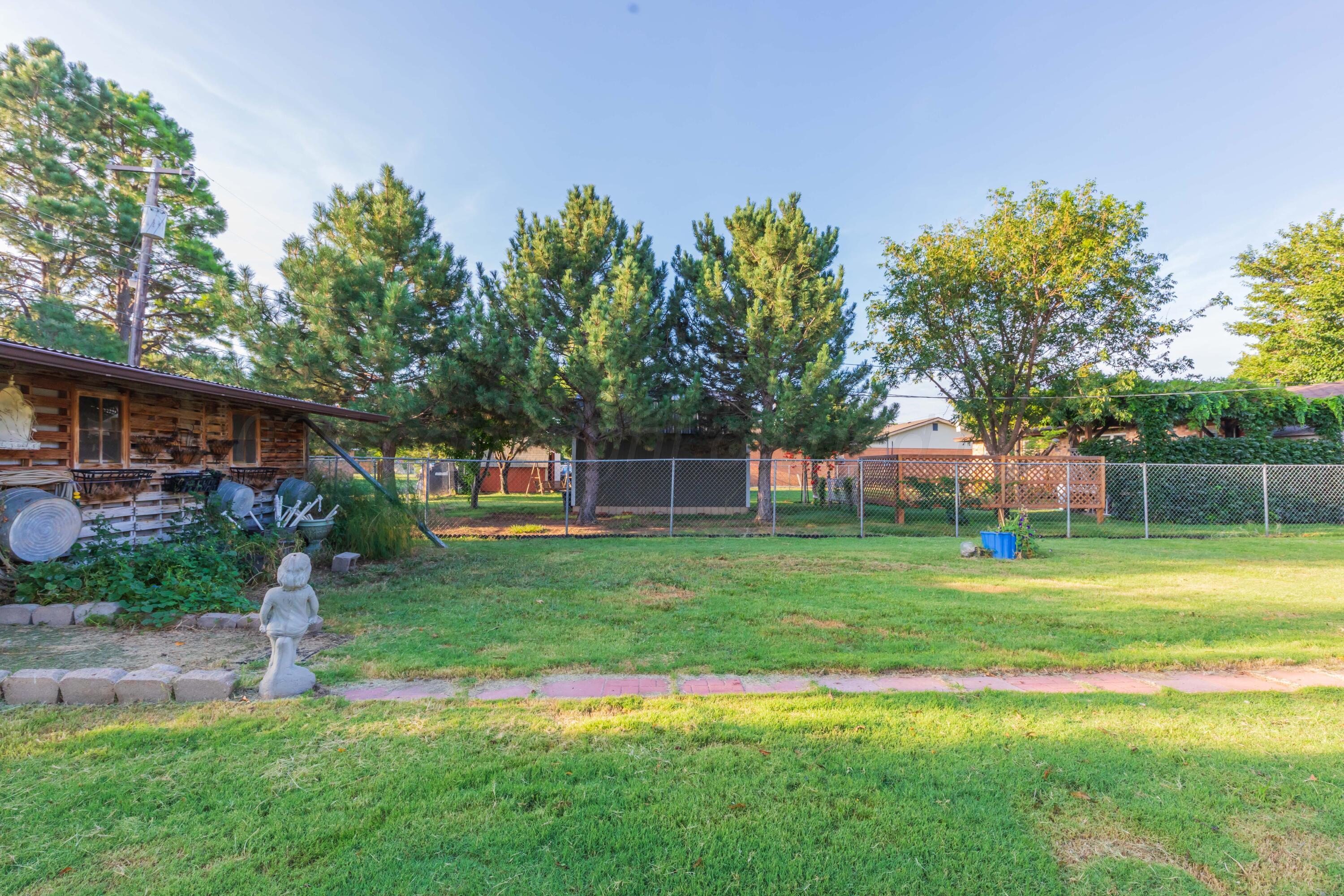 105 Pratt Street Claude, TX 79019 - Photo 39 of 42 BACKYARD VIEW 5