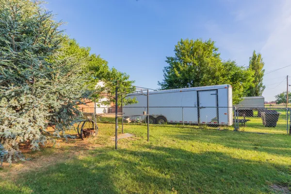 $275,000 | 105 Pratt Street, Claude, TX 79019
