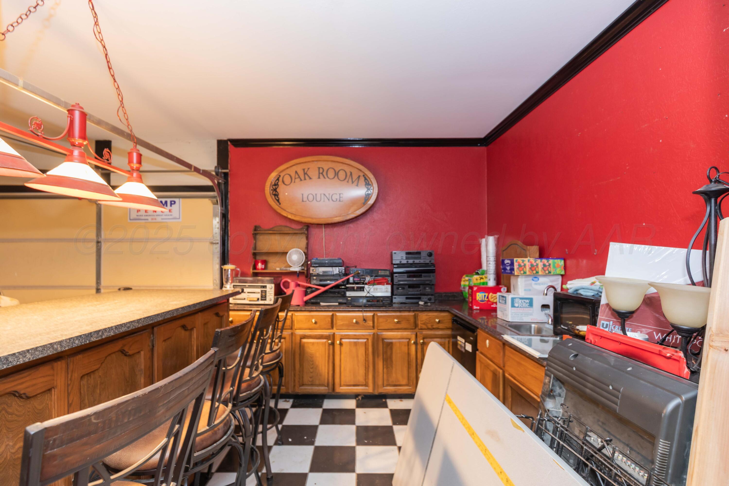 105 Pratt Street Claude, TX 79019 - Photo 8 of 42 GARAGE VIEW