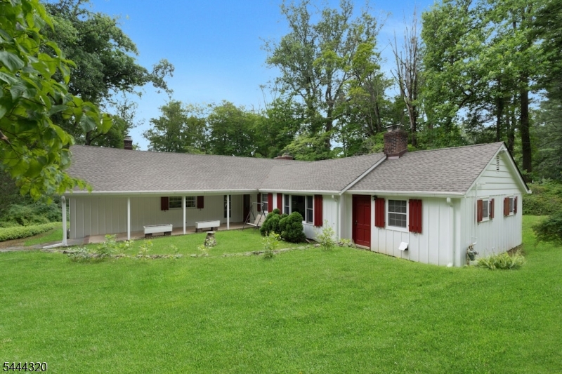 62 Gaston Road Morristown, NJ 07960 - Photo 2 of 32