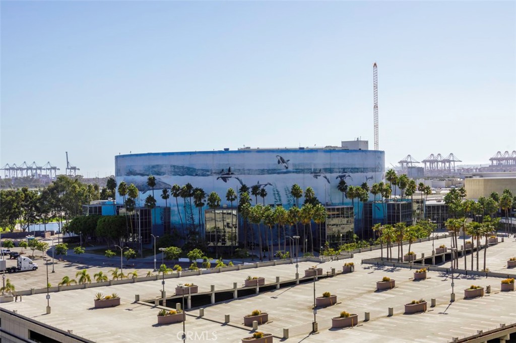 525 East Seaside Way, Unit 704 Long Beach, CA 90802 - Photo 5 of 38 a view of tall buildings