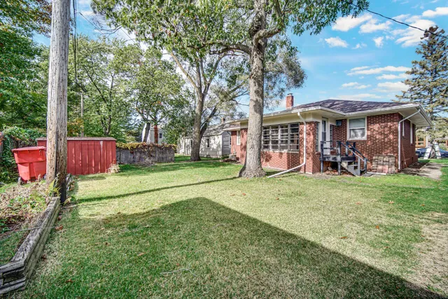 $2,200 | 7139 Forest Avenue, Gary, IN 46403