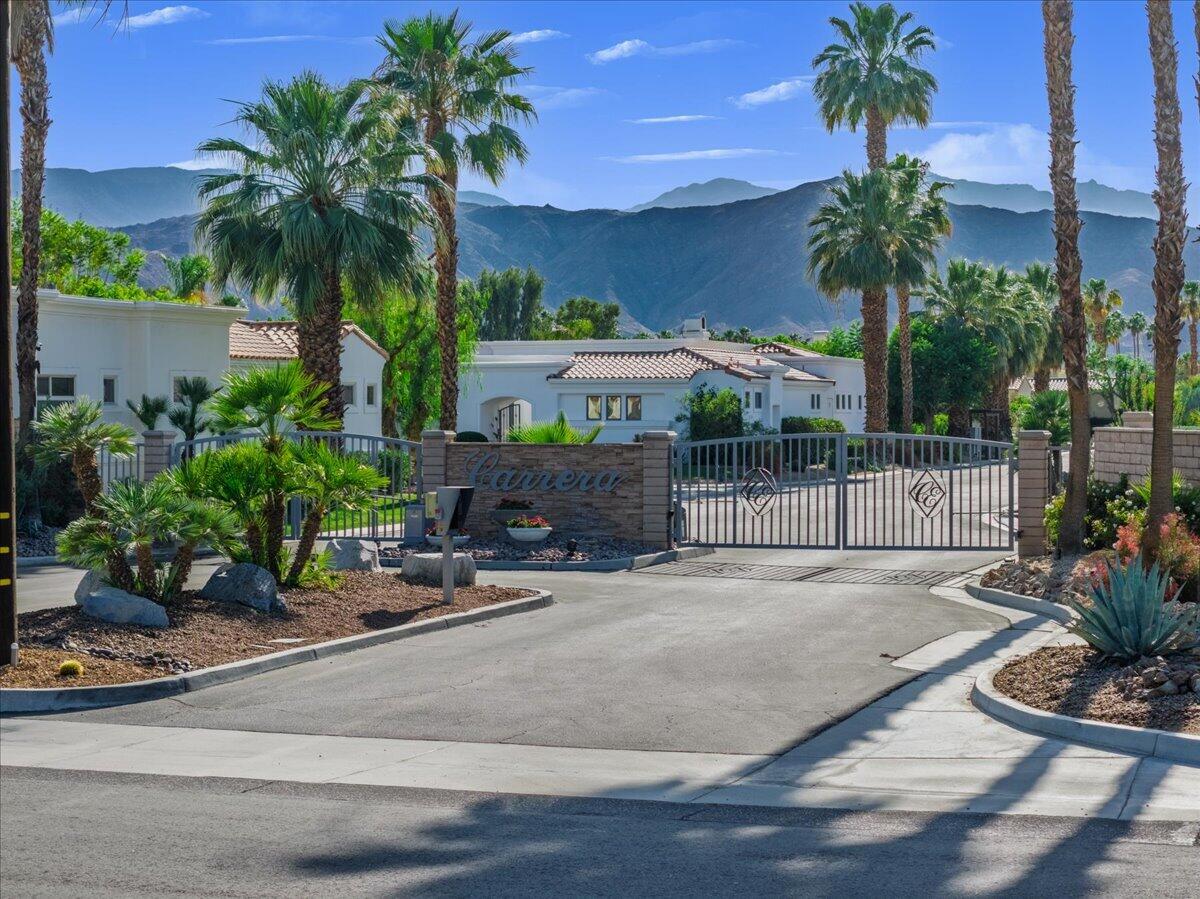 14-Gated Community