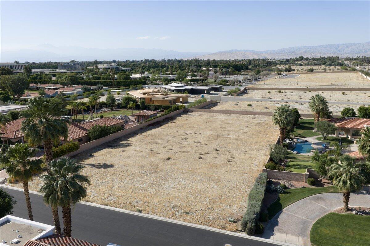 2 Carrera Place Rancho Mirage, CA 92270 - Photo 5 of 17 04-Aerial View