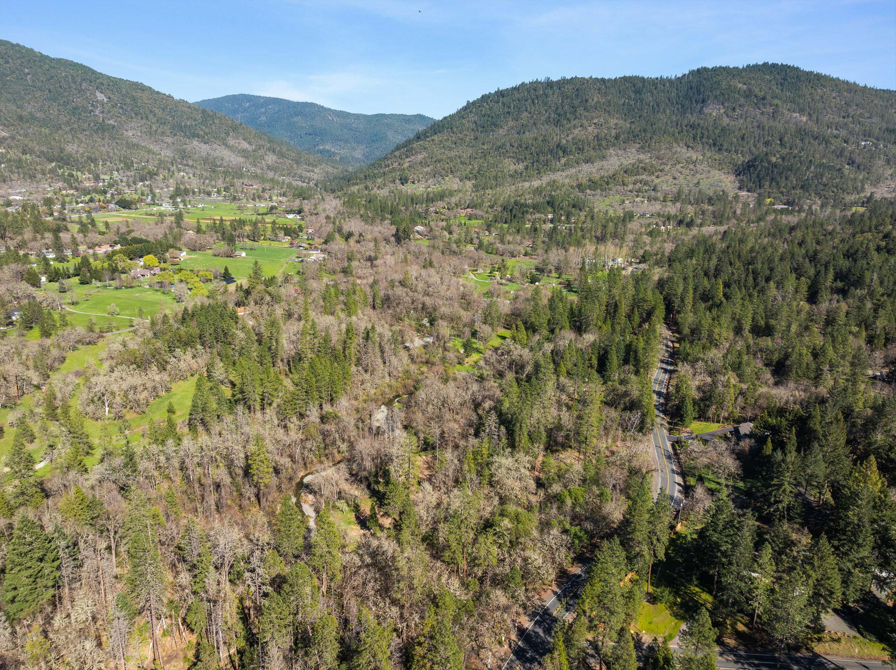 5812 Donaldson Road Grants Pass, OR 97526 - Photo 27 of 33 05-DRONE (5 of 11)