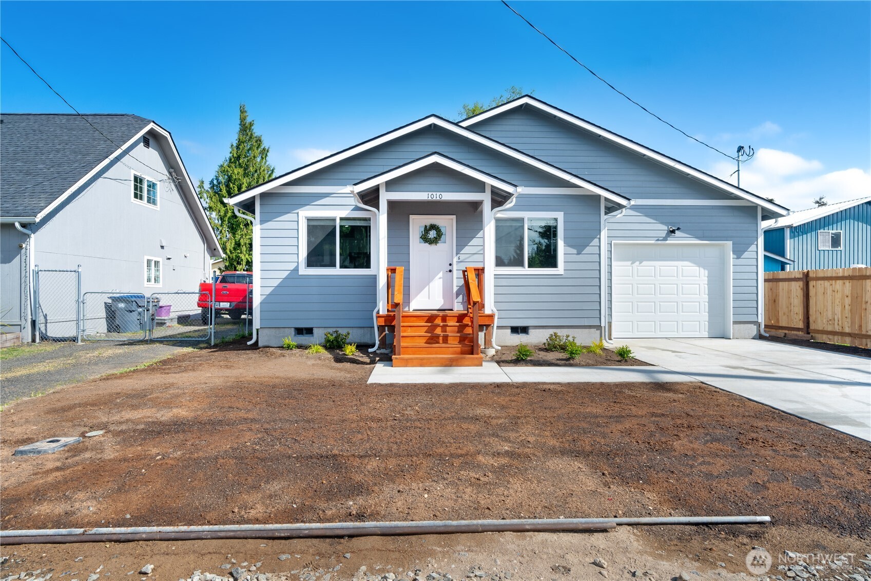1010 MacFarlane Street Aberdeen, WA 98520 - Photo 20 of 28 a house view with a outdoor space