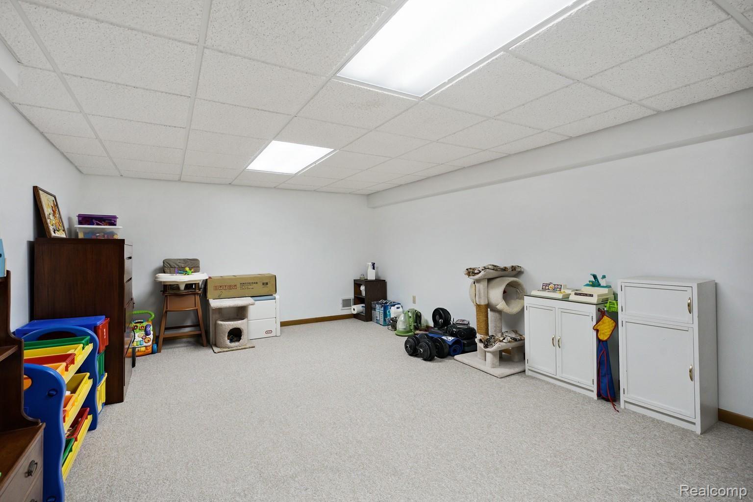 3139 Salem Drive Rochester, MI 48306 - Photo 24 of 32 Basement
