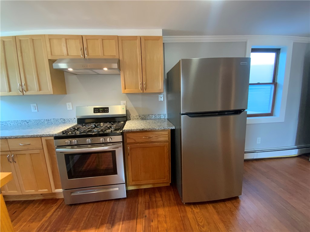 90 Spruce Street, Unit 2 Providence, RI 02903 - Photo 2 of 12