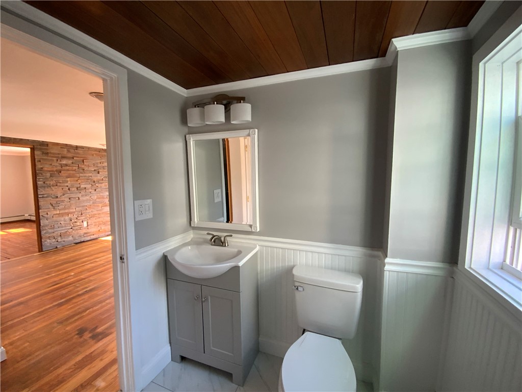 90 Spruce Street, Unit 2 Providence, RI 02903 - Photo 7 of 12