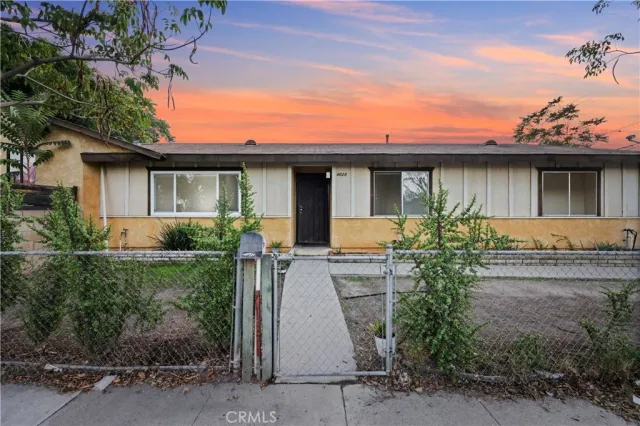 $899,000 | 402 South Howard Street, Corona, CA 92879