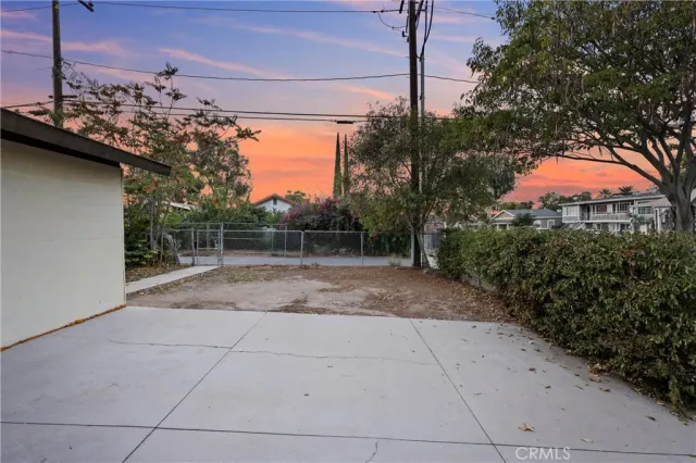 $899,000 | 402 South Howard Street, Corona, CA 92879