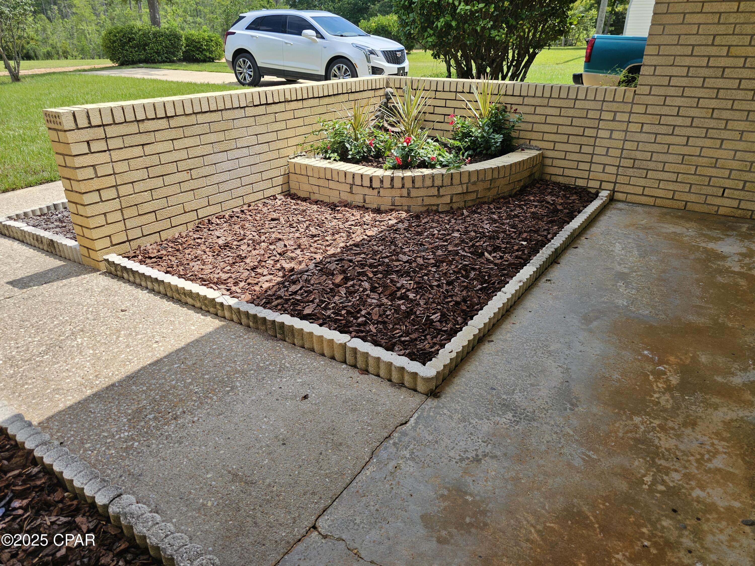 2745 Perry Road Cottondale, FL 32431 - Photo 8 of 53