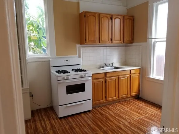 $1,349,000 | 40 San Carlos Street, San Francisco, CA 94110