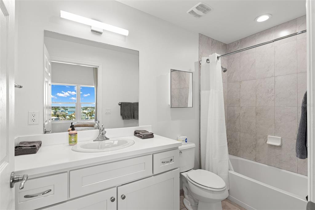 13101 Gulf Boulevard, Unit 1605 Madeira Beach, FL 33708 - Photo 23 of 41