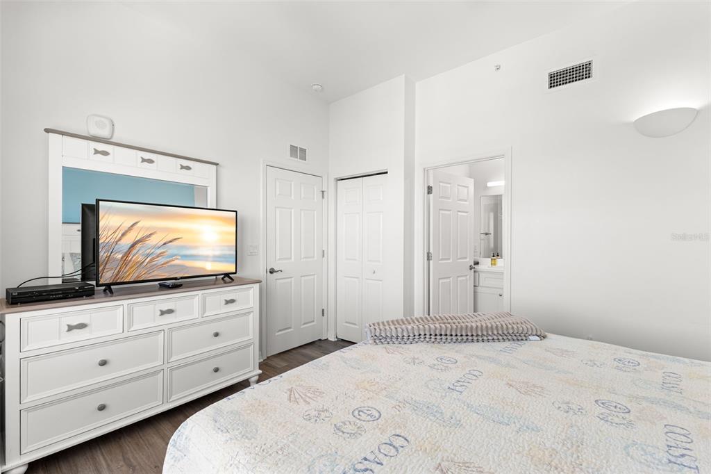 13101 Gulf Boulevard, Unit 1605 Madeira Beach, FL 33708 - Photo 25 of 41