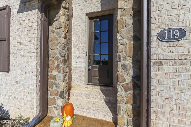 a view of a entryway door of the house