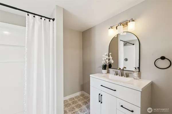 $135,000 | 14322 Admiralty Way, Unit 27, Lynnwood, WA 98087