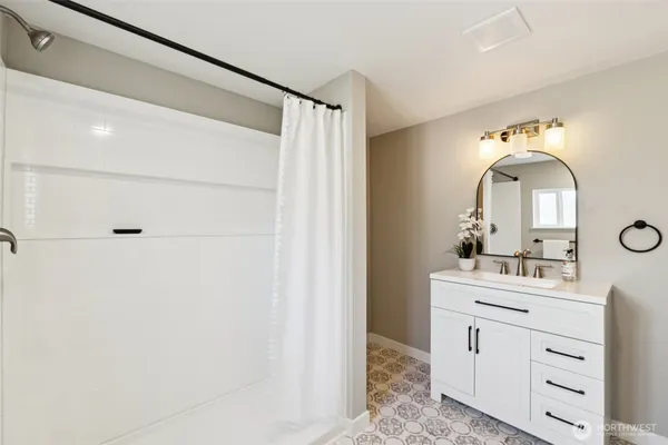 $135,000 | 14322 Admiralty Way, Unit 27, Lynnwood, WA 98087