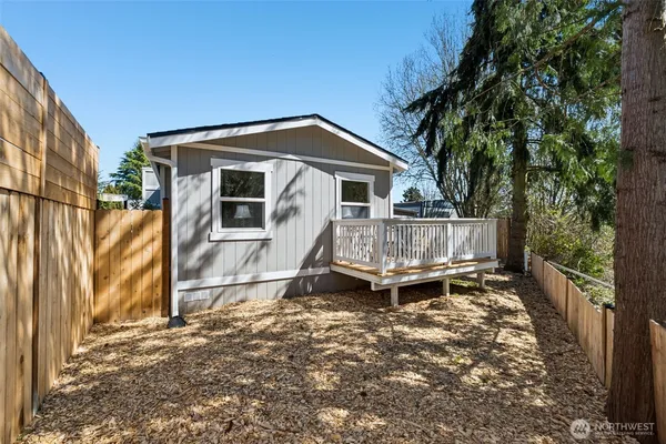 $135,000 | 14322 Admiralty Way, Unit 27, Lynnwood, WA 98087