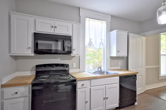 $750 | 610 Greenwood Avenue, Unit B, Clarksville, TN 37040