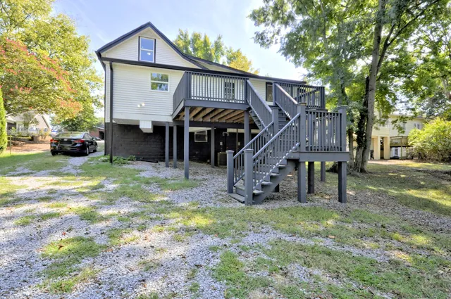 $750 | 610 Greenwood Avenue, Unit B, Clarksville, TN 37040