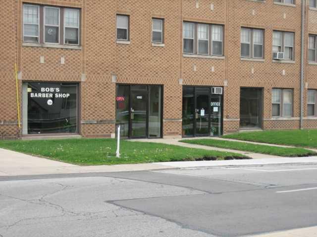 2459 Main Street Anderson, IN 46016 - Photo 2 of 10