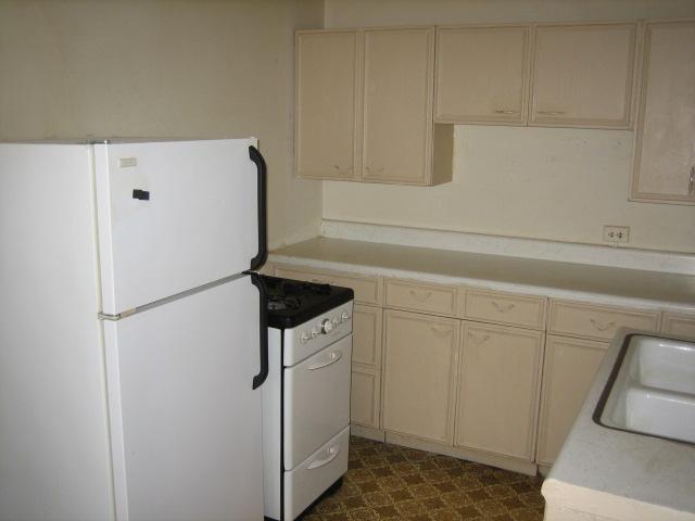 2459 Main Street Anderson, IN 46016 - Photo 7 of 10