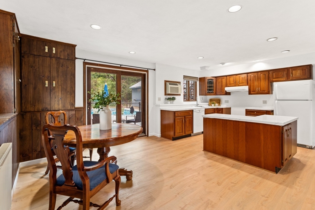 71 Red Gate Lane Reading, MA 01867 - Photo 28 of 40