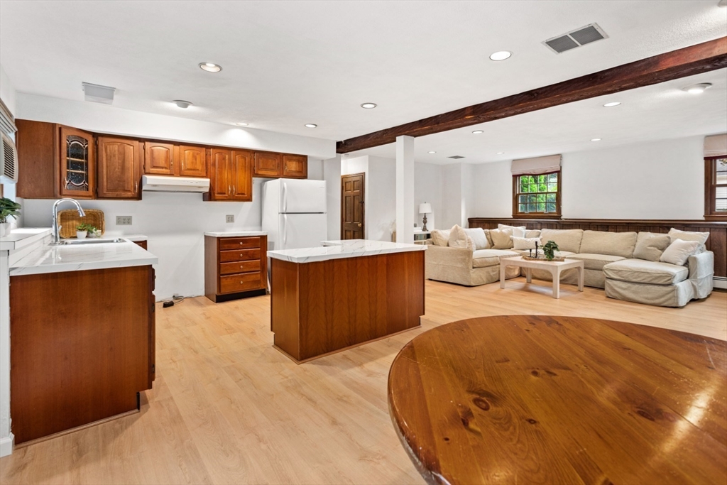 71 Red Gate Lane Reading, MA 01867 - Photo 31 of 40