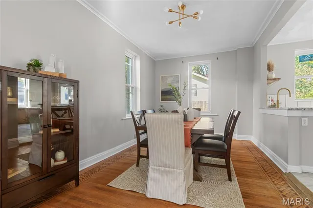 $419,900 | 7235 El Moro Avenue, Richmond Heights, MO 63117