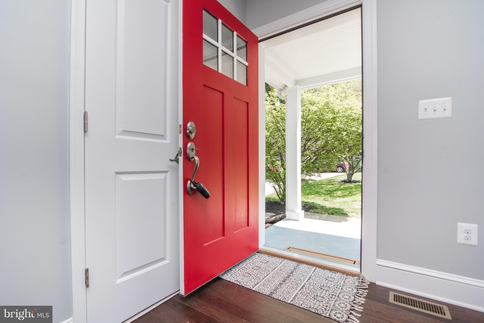 Foyer/Main Entry