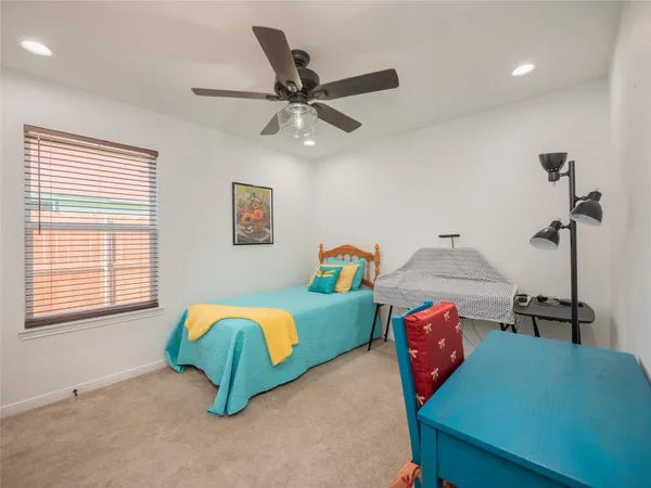 $319,900 | 614 West 3rd Street, McGregor, TX 76657