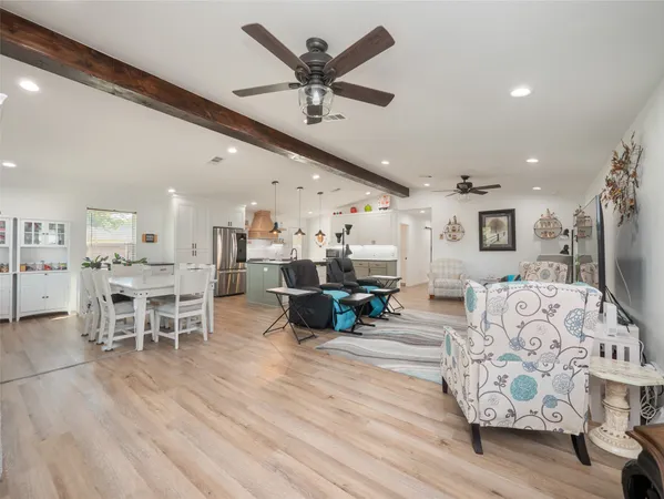 $319,900 | 614 West 3rd Street, McGregor, TX 76657