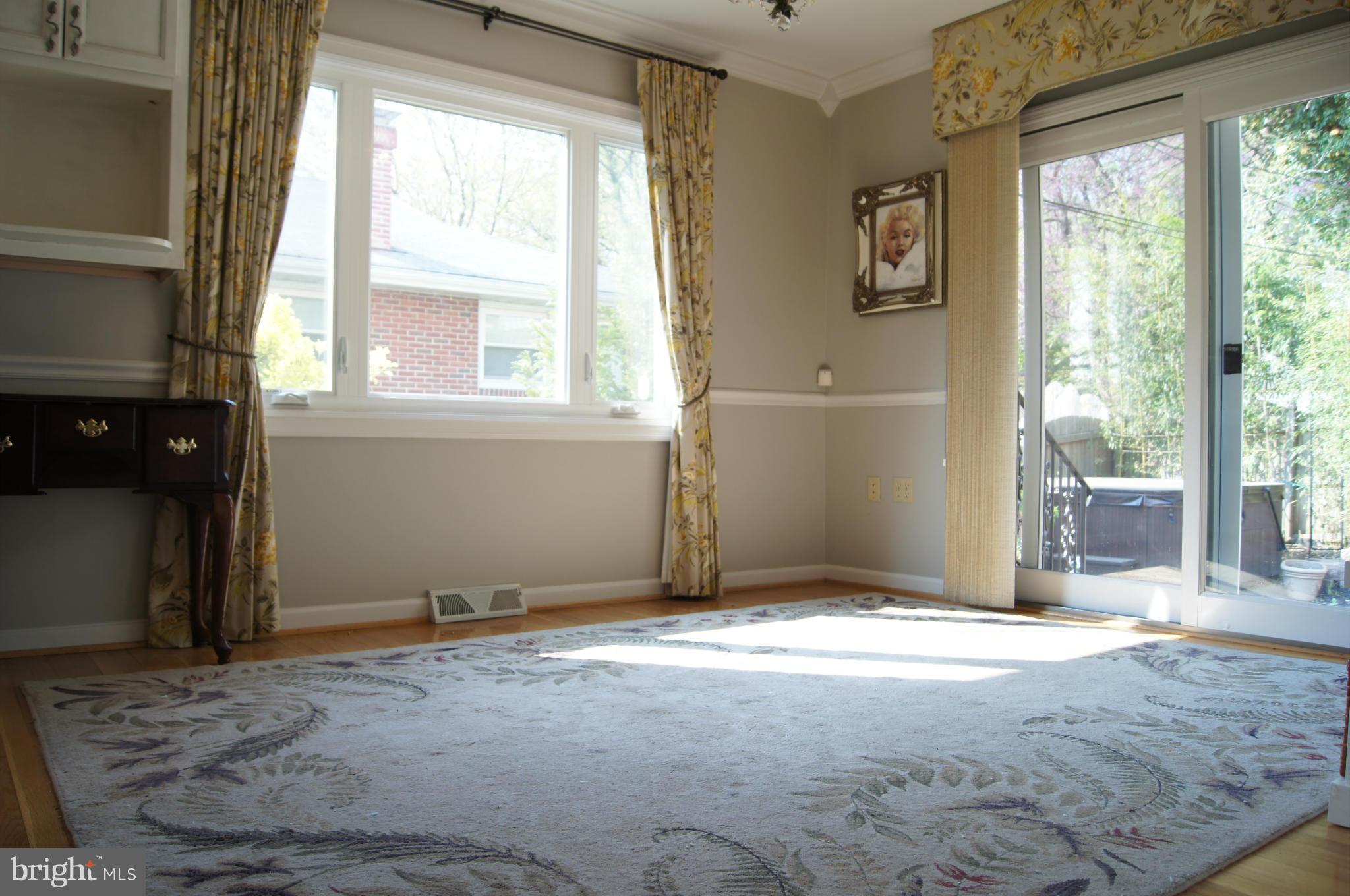 332 Aigburth Road Towson, MD 21286 - Photo 12 of 30 Dining Room with sliders to yard