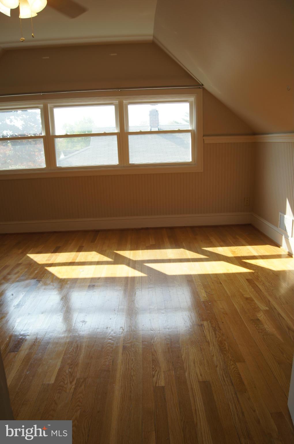 332 Aigburth Road Towson, MD 21286 - Photo 20 of 30 Bedroom 3