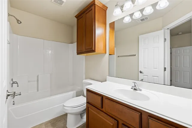 $2,000 | 1198 Jones-Butler Road, Unit 1003, College Station, TX 77840