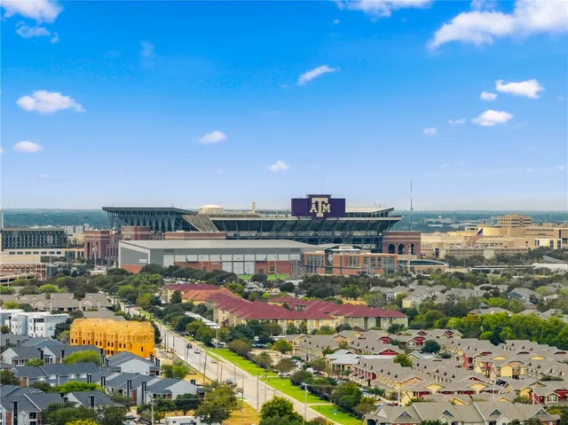 $2,000 | 1198 Jones-Butler Road, Unit 1003, College Station, TX 77840