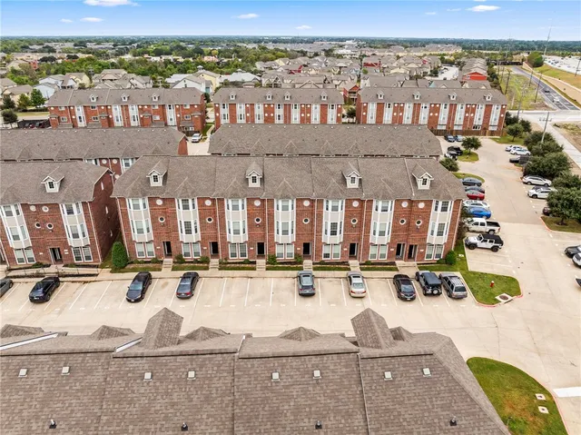 $2,000 | 1198 Jones-Butler Road, Unit 1003, College Station, TX 77840