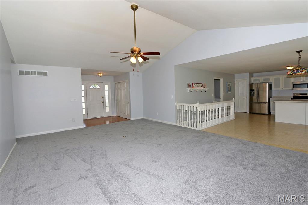 204 Jacobs Way St. Peters, MO 63376 - Photo 6 of 29