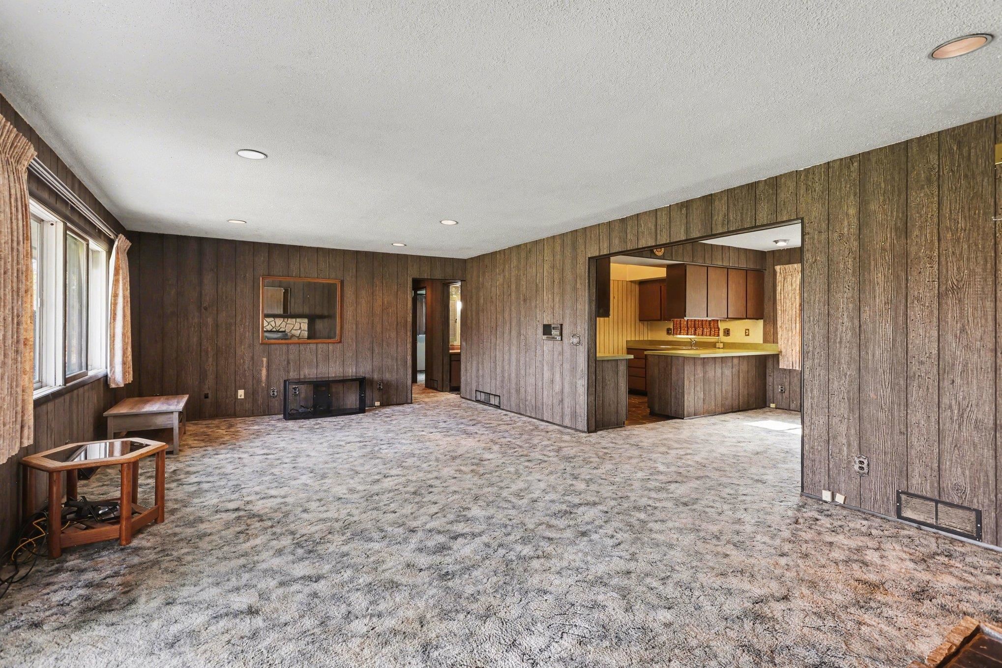 5454 North River Road Freeland, MI 48623 - Photo 11 of 33