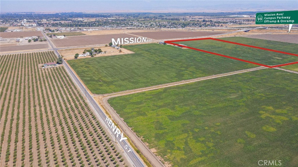 0 East Mission Avenue Merced, CA 95341 - Photo 8 of 24 a view of swimming pool from a balcony