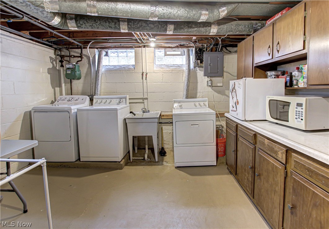 1715 South Green Road Cleveland, OH 44121 - Photo 31 of 34 Gallery Image 31
