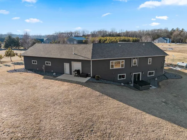 $499,900 | 7632 Stoney Creek Lane, Oconto, WI 54153