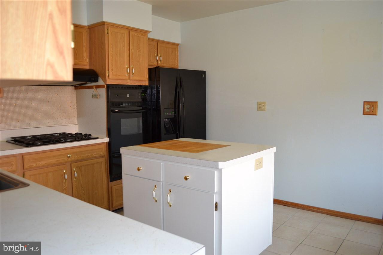 56 Grandview Road Hummelstown, PA 17036 - Photo 3 of 25 Gallery Image 3