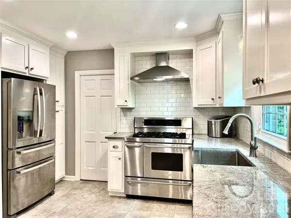 $4,000 | 6840 Newhall Road, Charlotte, NC 28270