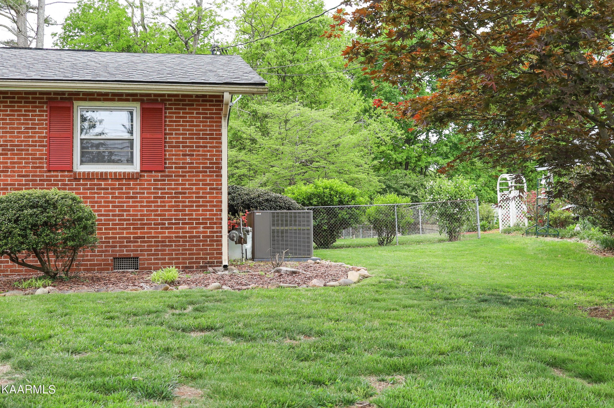 4105 Sullivan Road Knoxville, TN 37921 - Photo 12 of 45 a front view of a house with garden