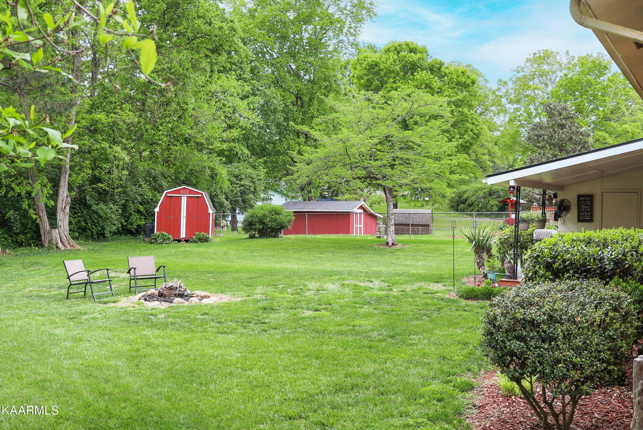 4105 Sullivan Road Knoxville, TN 37921 - Photo 4 of 45 a garden view with a seating space