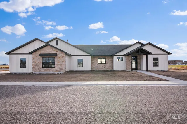 $489,000 | 731 Clear Spgs Street, Burley, ID 83318